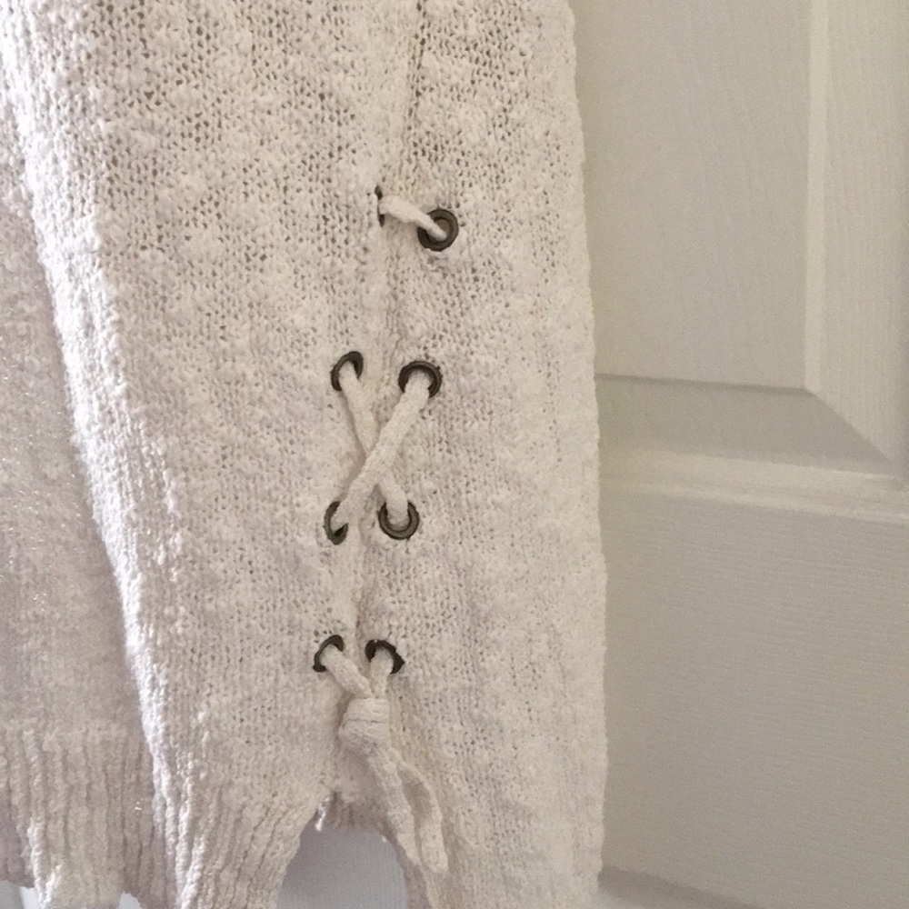 Sun & Shadow Hi Low knit Sweater Top or Dress